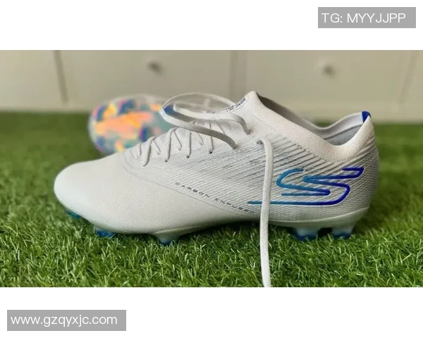 飞蹬潮流：足球鞋文化的全球魅力