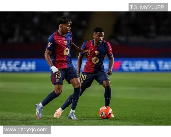 巴黎圣日耳曼迎新帅，雄心勃勃挑战六连冠豪门巴萨